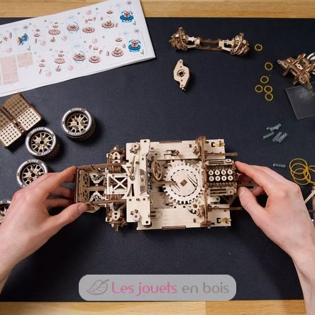 UGT-24 Langstrecken-Rennwagen Mechanische Modell U-70267 Ugears 5