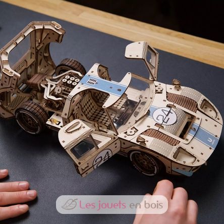 UGT-24 Langstrecken-Rennwagen Mechanische Modell U-70267 Ugears 7